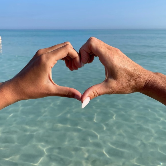 Meet your Posher, Kelley - Picture 1 of 1